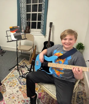 A student bassist in his lesson with Bass teacher Jason